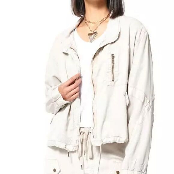 NWOT Young Fabulous & Broke Clara Utility Bomber Jacket Size S - Picture 1 of 12